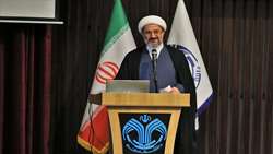 دانشگاه قم باید به قطب کرسی‌های نظریه‌پردازی حوزه علوم انسانی و اسلامی تبدیل شود