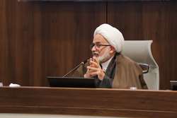  تاکید بر ضرورت مقابله آگاهانه با فرهنگ غرب در جامعه