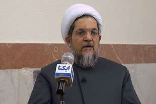  مراد از وحدت حوزه و دانشگاه، حوزوی شدن دانشگاه نیست 
