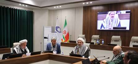  بسیجیان پایگاه ولایت دانشگاه قم تجلیل شدند/ رسالت اصلی بسیج در محیط علمی روشنگری است